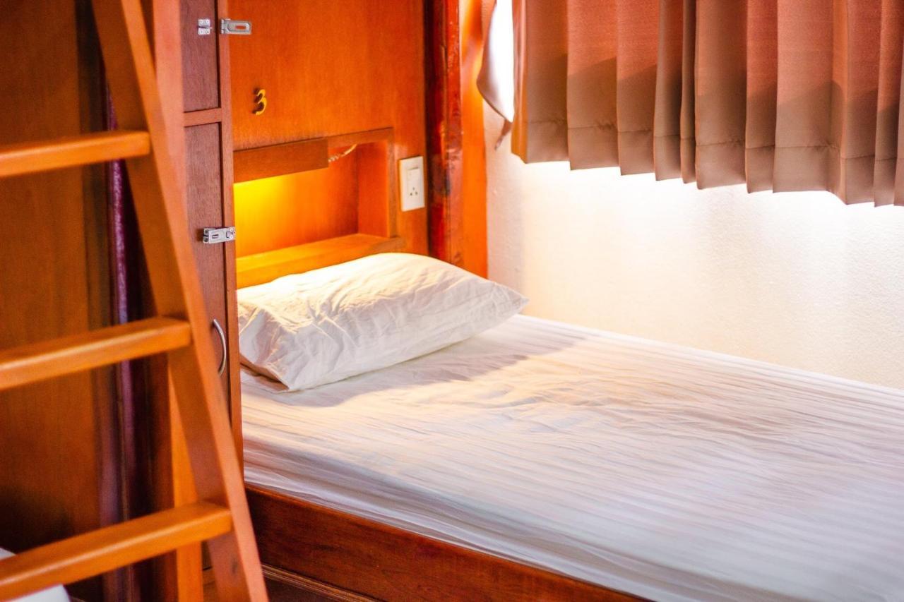 Phangan Barsay Hostel トンサラ エクステリア 写真