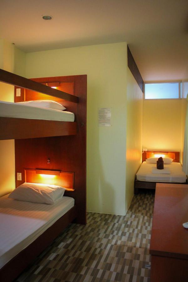 Phangan Barsay Hostel トンサラ エクステリア 写真