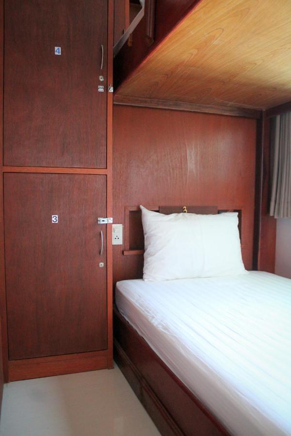 Phangan Barsay Hostel トンサラ エクステリア 写真