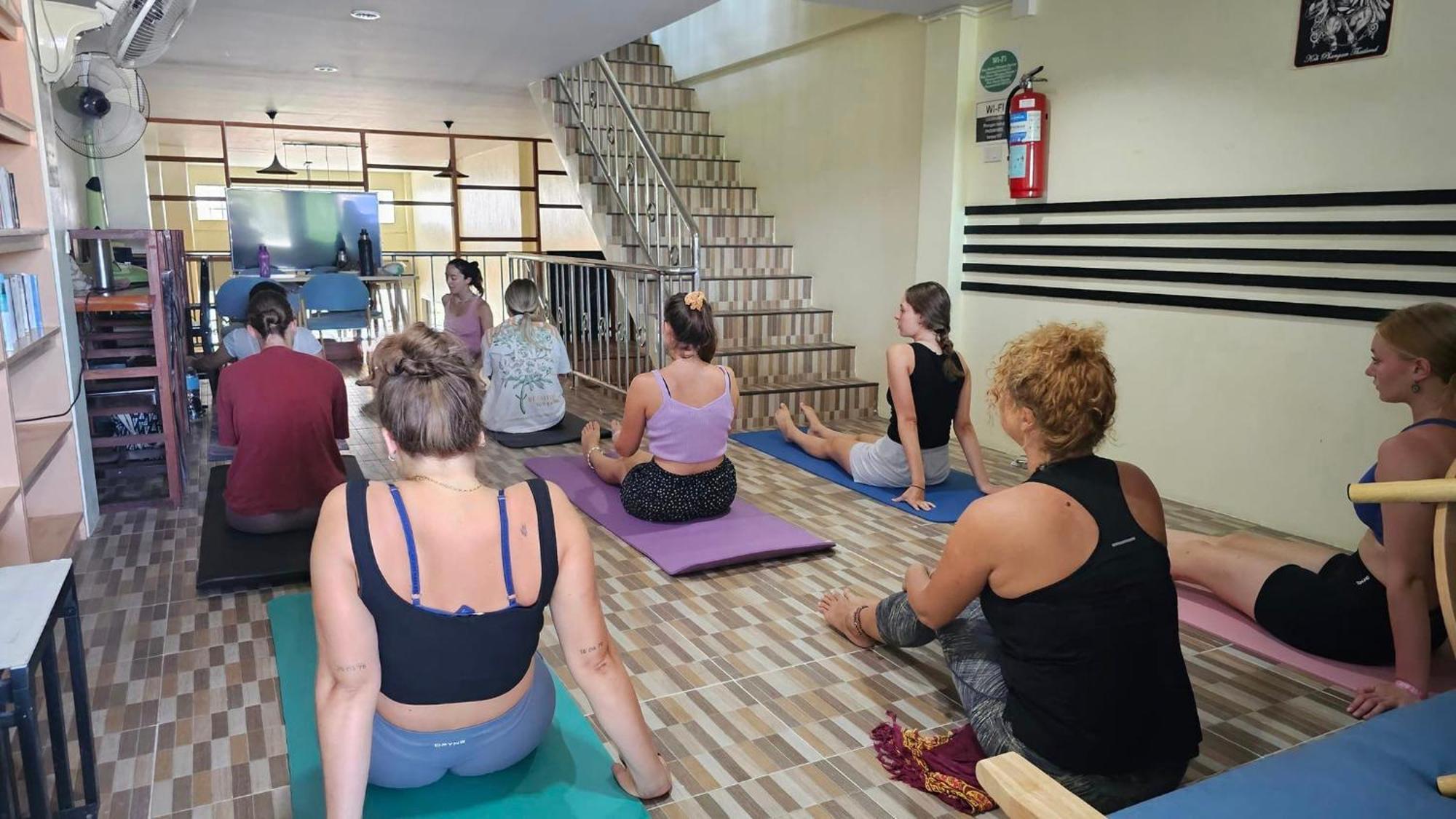 Phangan Barsay Hostel トンサラ エクステリア 写真