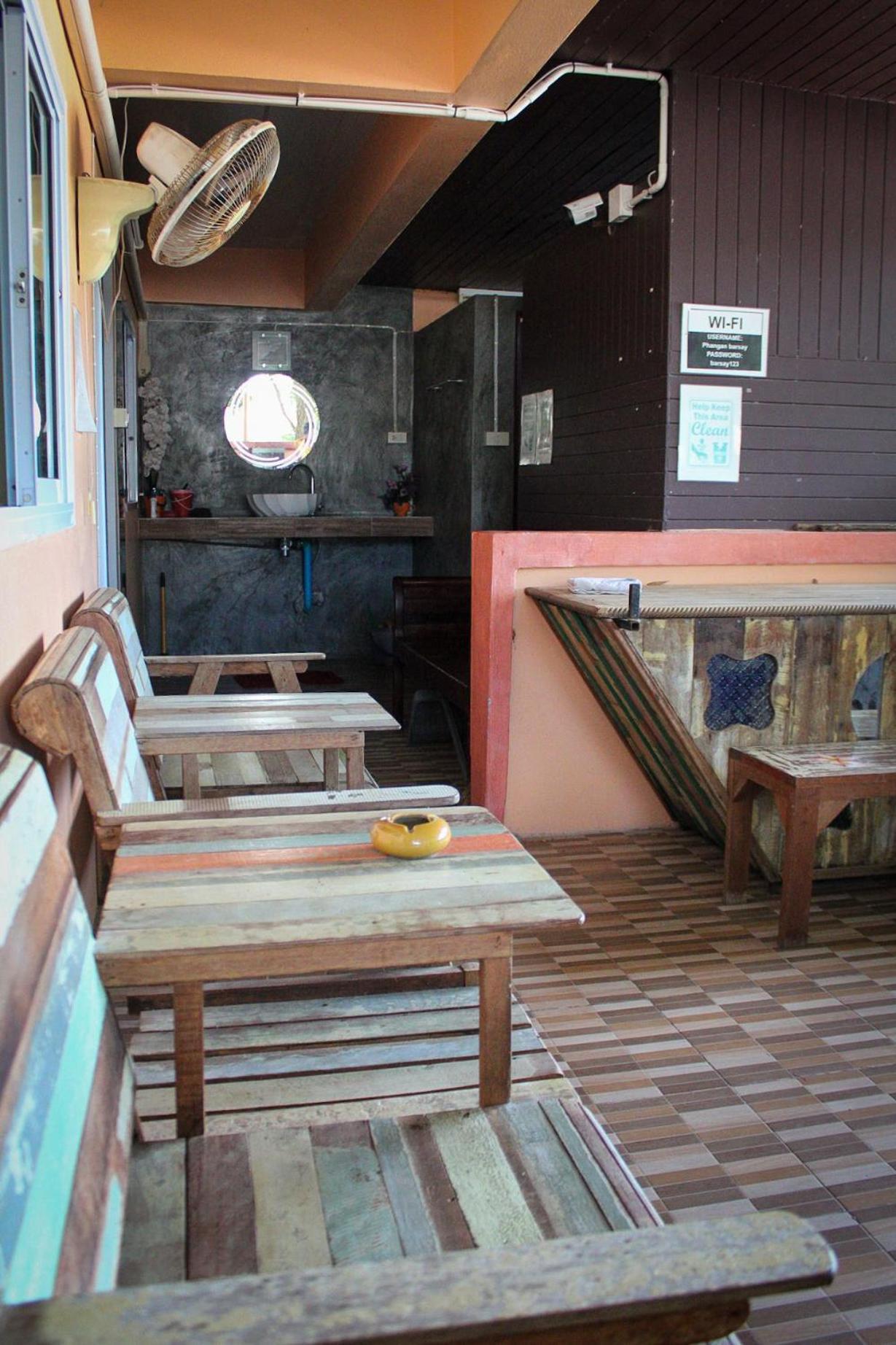 Phangan Barsay Hostel トンサラ エクステリア 写真